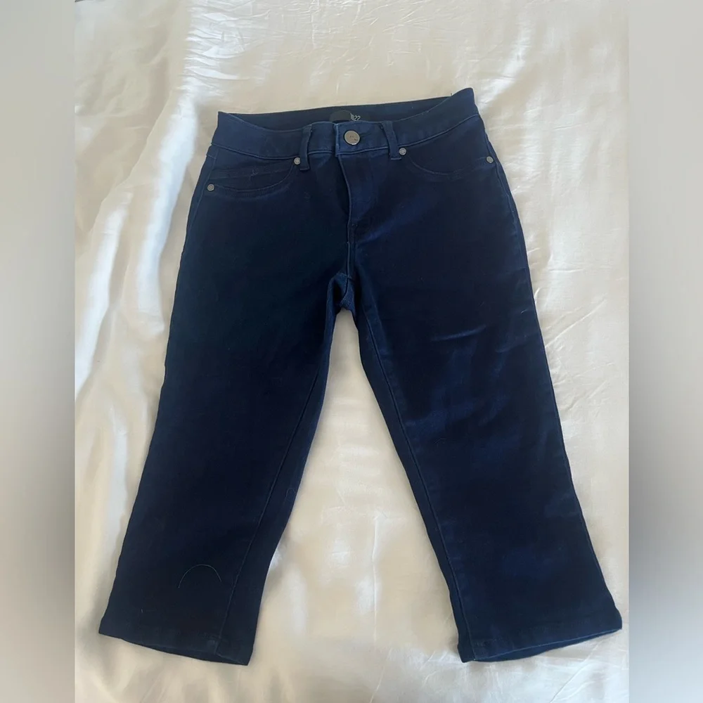 1822 Denim Deep Blue Capri Length Cropped Jeans - Picture 1 of 6